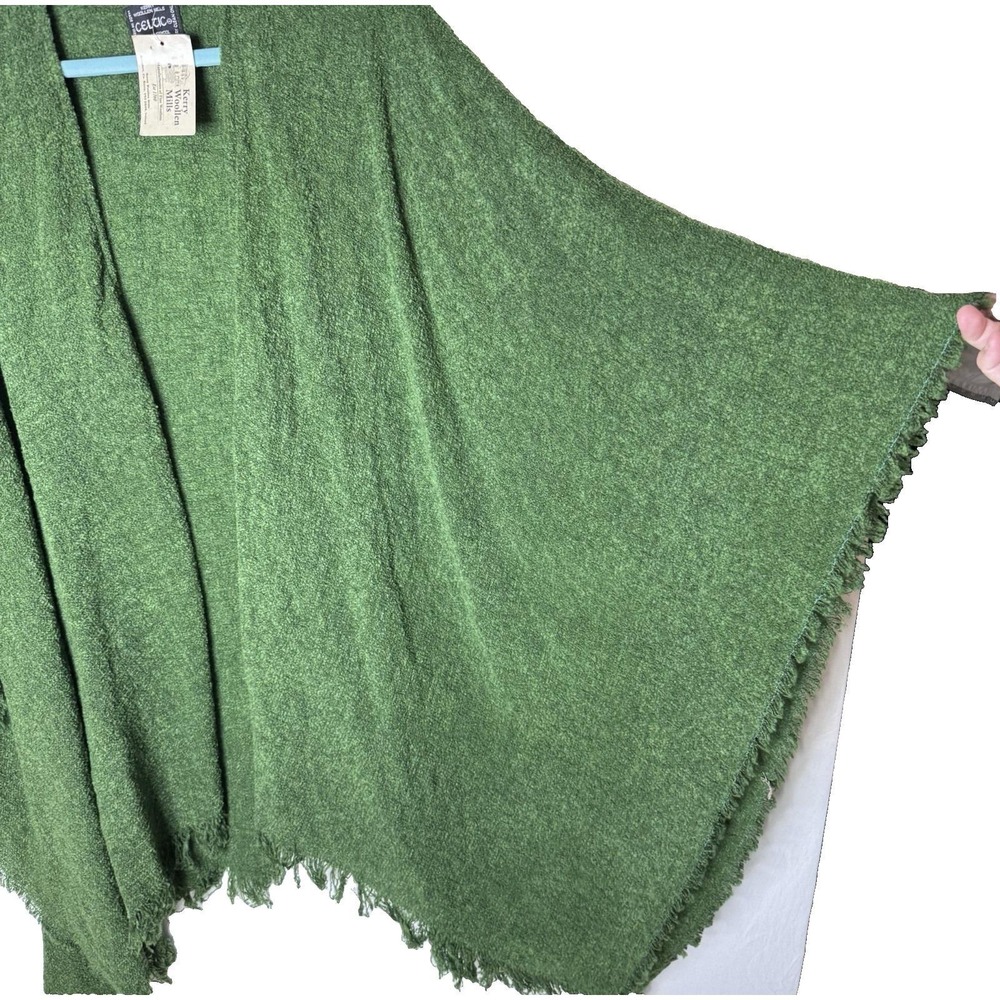 Celtic Kerry Woolen Mills Shawl Wrap NEW Ireland Lambswool Green Ruana Poncho - Picture 4 of 7